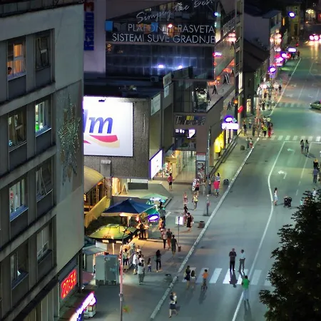 Panorama Stan Na Dan Uzice, Glavna Ulica Appartamento Užice