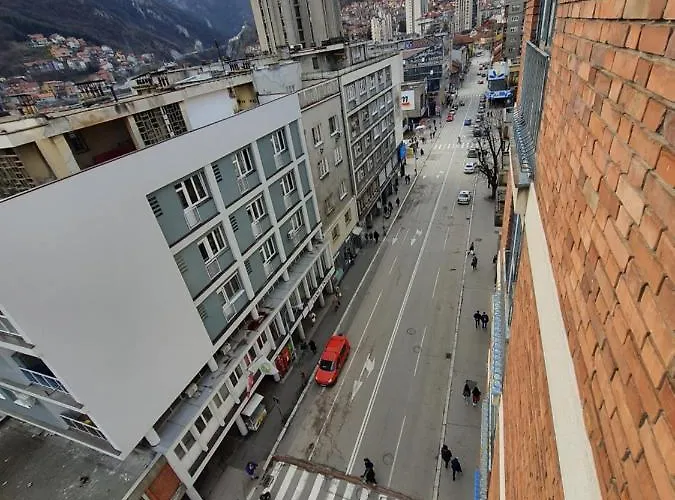 Panorama Stan Na Dan Uzice, Glavna Ulica * Užice