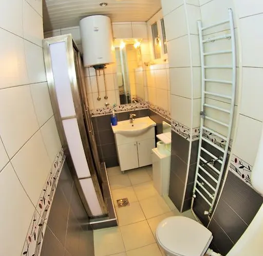 Panorama Stan Na Dan Uzice, Glavna Ulica *