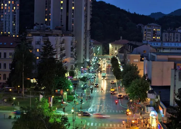 Panorama Stan Na Dan Uzice, Glavna Ulica *